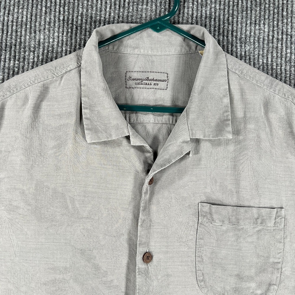 Tommy Bahama Shirt Mens XL Extra Large Gray Short Sleeve Button Up Original Fit